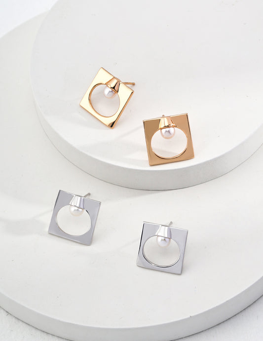 Minimalist Square Design Pearl Earrings