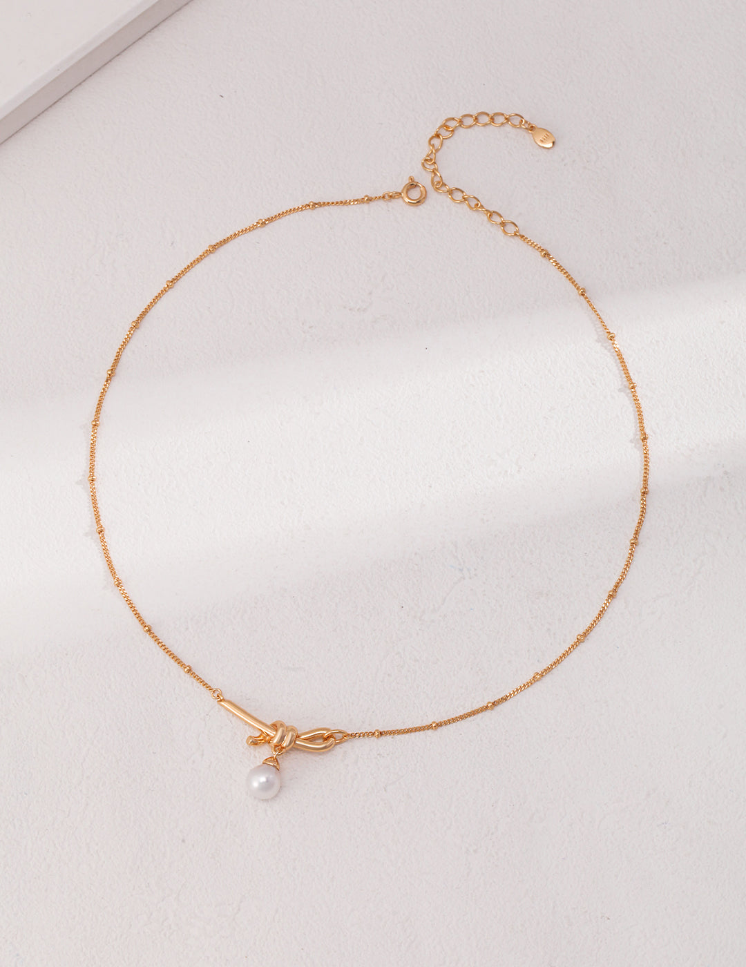 stellar-knots-pearl-necklace