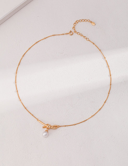 Stellar Knots Pearl Necklace